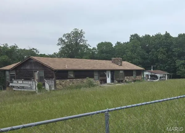8466 South DR, Festus, MO 63028
