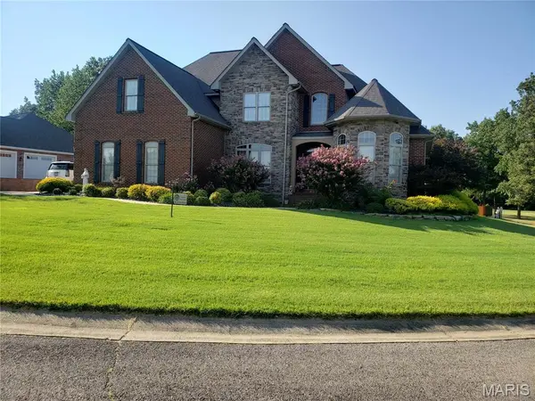 113 Whitman ST, Dexter, MO 63841