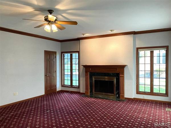 116 Red Fox RD, Belleville, IL 62223