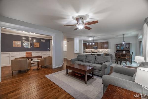 509 Country Chase DR, Lake St Louis, MO 63367