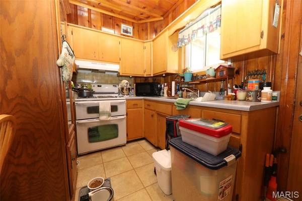 345 N Aurora ST, Collinsville, IL 62234