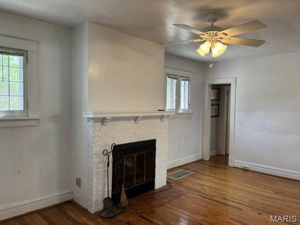 524 Goethe AVE, Kirkwood, MO 63122