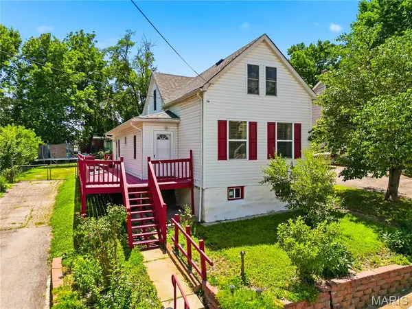 210 Horn AVE, St Louis, MO 63125