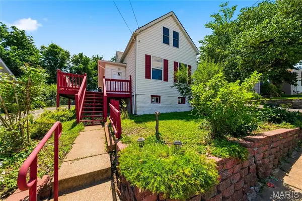 210 Horn AVE, St Louis, MO 63125
