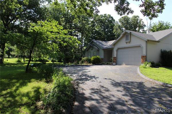 3877 Highway D, Defiance, MO 63341