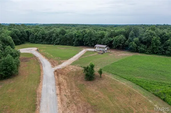 30 Halyon Estates, Perry, MO 63462