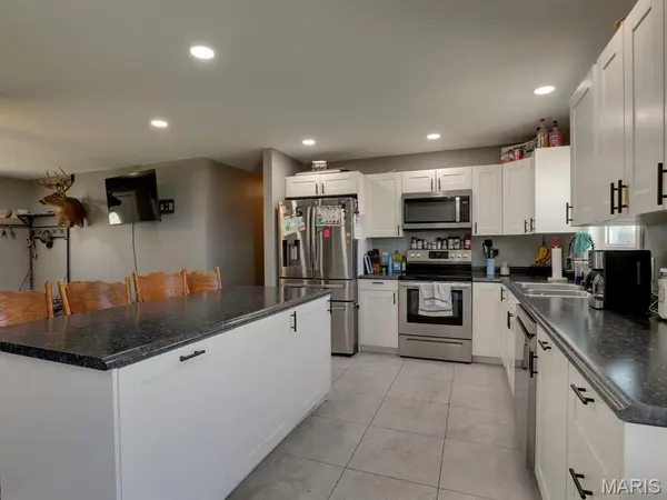 930 W Cedar Street, Kahoka, MO 63445