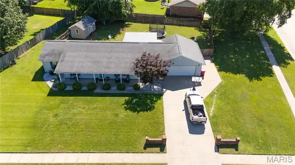 212 Foust DR, Sikeston, MO 63801