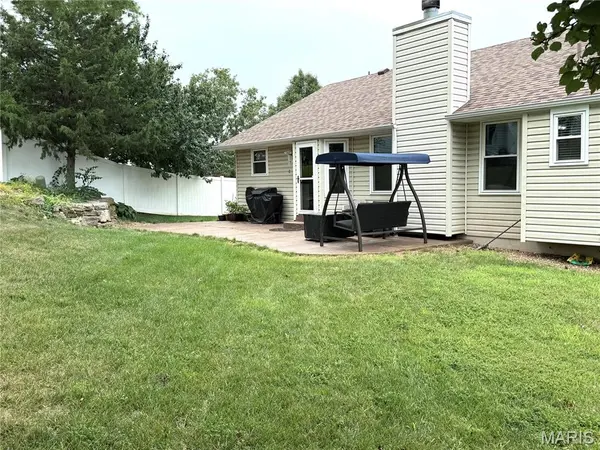 174 Stage Coach Landing DR, O'fallon, MO 63376