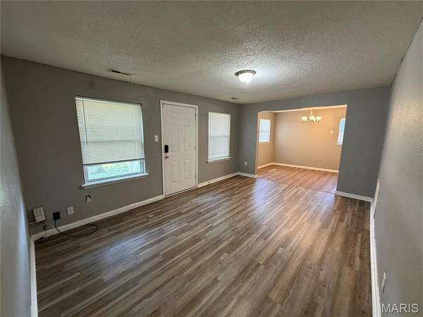 627 Ferguson AVE, Ferguson, MO 63135