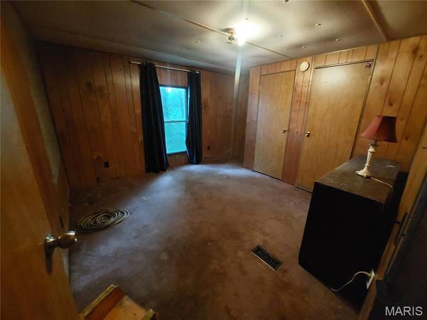 951 County Road 514, Wappapello, MO 63966
