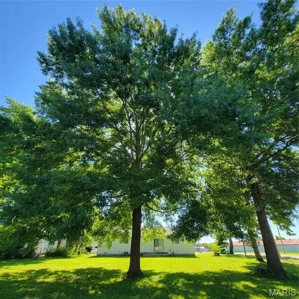 310 Linn ST, Belle, MO 65013