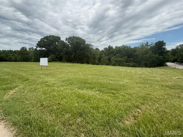 1000 N Mount Auburn (lot A) RD, Cape Girardeau, MO 63701