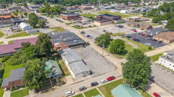 205 S New Madrid ST, Sikeston, MO 63801
