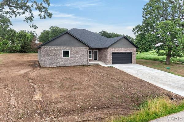 26780 Ontario DR, Lebanon, MO 65536