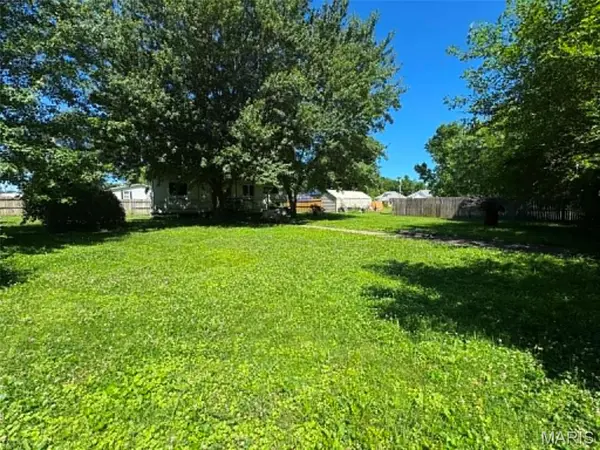 3024 Moberly, Hannibal, MO 63401