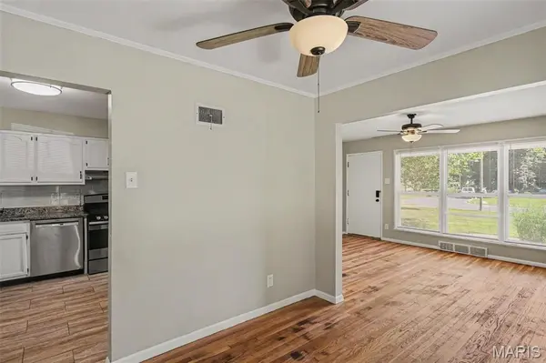 840 Babler DR, Florissant, MO 63031