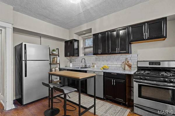 4134 Minnesota AVE, St Louis, MO 63118