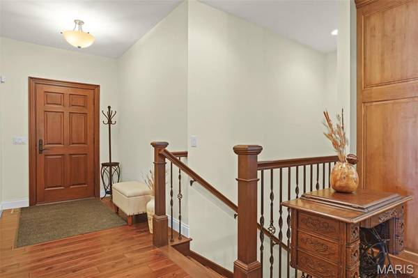 107 Knights Bridge LN, Edwardsville, IL 62025