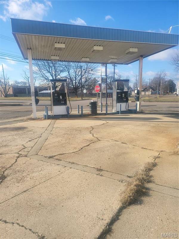 133 W Malone AVE, Sikeston, MO 63801