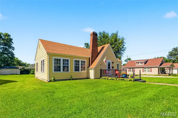 306 E Main ST, Bowling Green, MO 63334