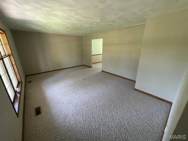 4441 Old Caseyville RD, Belleville, IL 62223