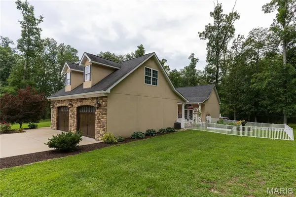 6889 Highway F, Farmington, MO 63640