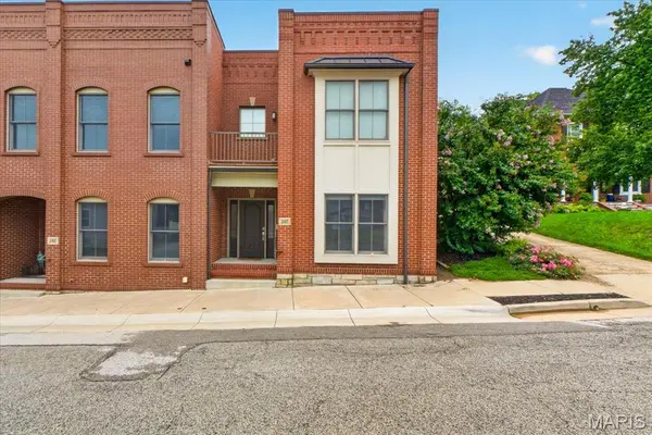 107 E Main ST, Washington, MO 63090