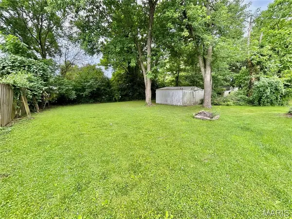 905 E 1st ST, Salem, MO 65560