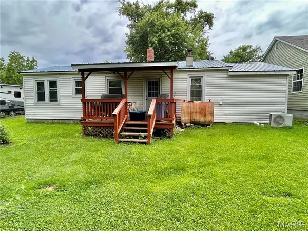905 E 1st ST, Salem, MO 65560