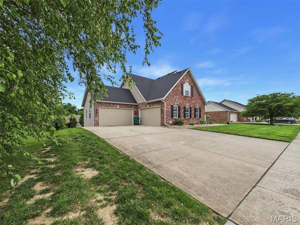 432 Marbleton CIR, O'fallon, IL 62269