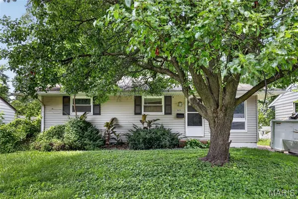 10829 Glen Garry RD, St Louis, MO 63137