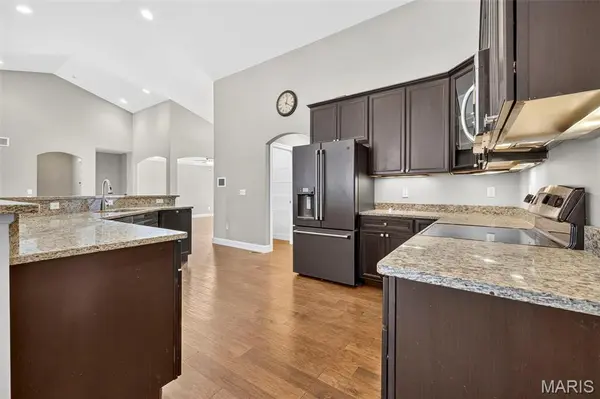 1595 Heritage Valley DR, High Ridge, MO 63049