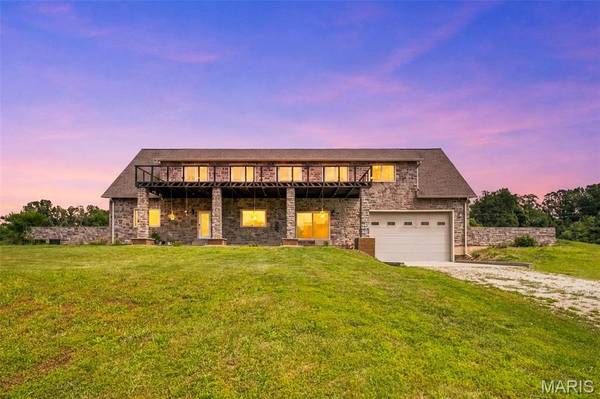 24613 Shady Oak PL, Perry, MO 63462