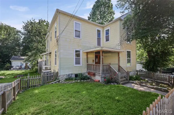 407 E 9th ST, Alton, IL 62002