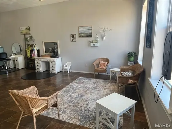 126 E High ST, Potosi, MO 63664