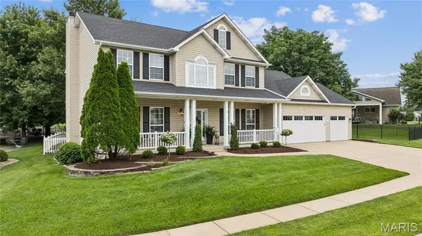 510 Quarterhorse TRL, St Peters, MO 63376
