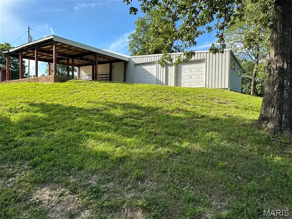1766 Highway 50, Owensville, MO 65066