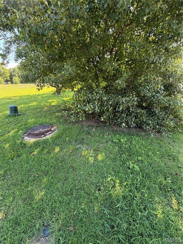 5501 Echo Valley DR, House Springs, MO 63051