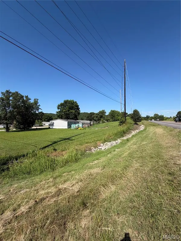 5501 Echo Valley DR, House Springs, MO 63051