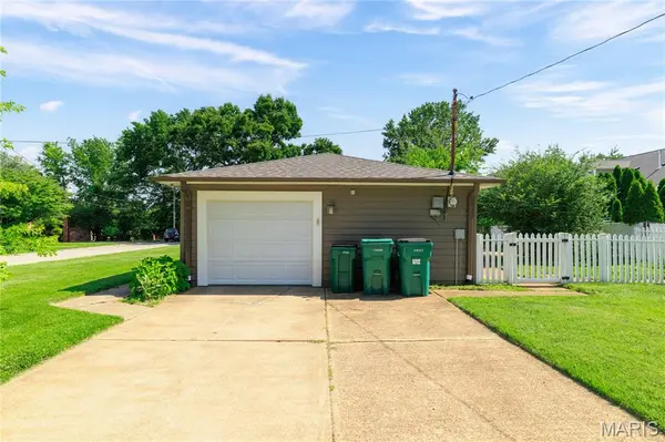 1503 Wexford AVE, Webster Groves, MO 63119