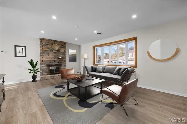 1503 Wexford AVE, Webster Groves, MO 63119