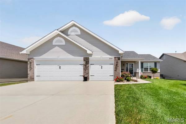 2009 White Branch DR, St Paul, MO 63366