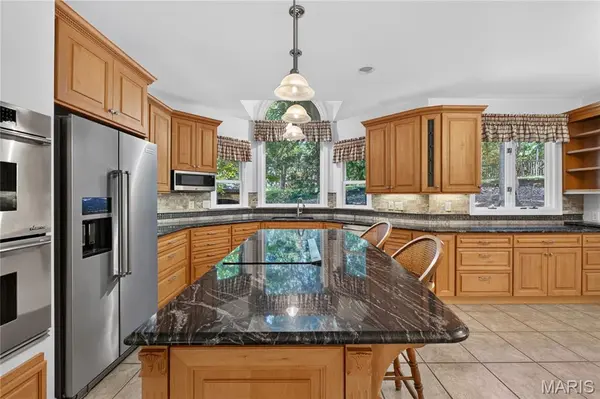 1706 Big Horn Basin DR, Wildwood, MO 63011