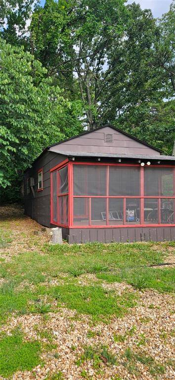 10209 Thunder RD, Richwoods, MO 63071