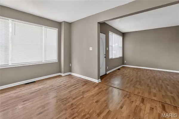 6847 Corbitt AVE, University City, MO 63130