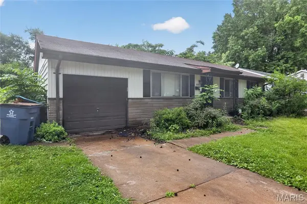 10061 Lilac AVE, St Louis, MO 63137