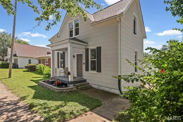 1324 Lebanon AVE, Belleville, IL 62221