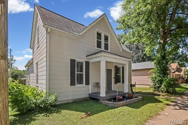 1324 Lebanon AVE, Belleville, IL 62221