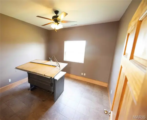 250 West ST, Frohna, MO 63748
